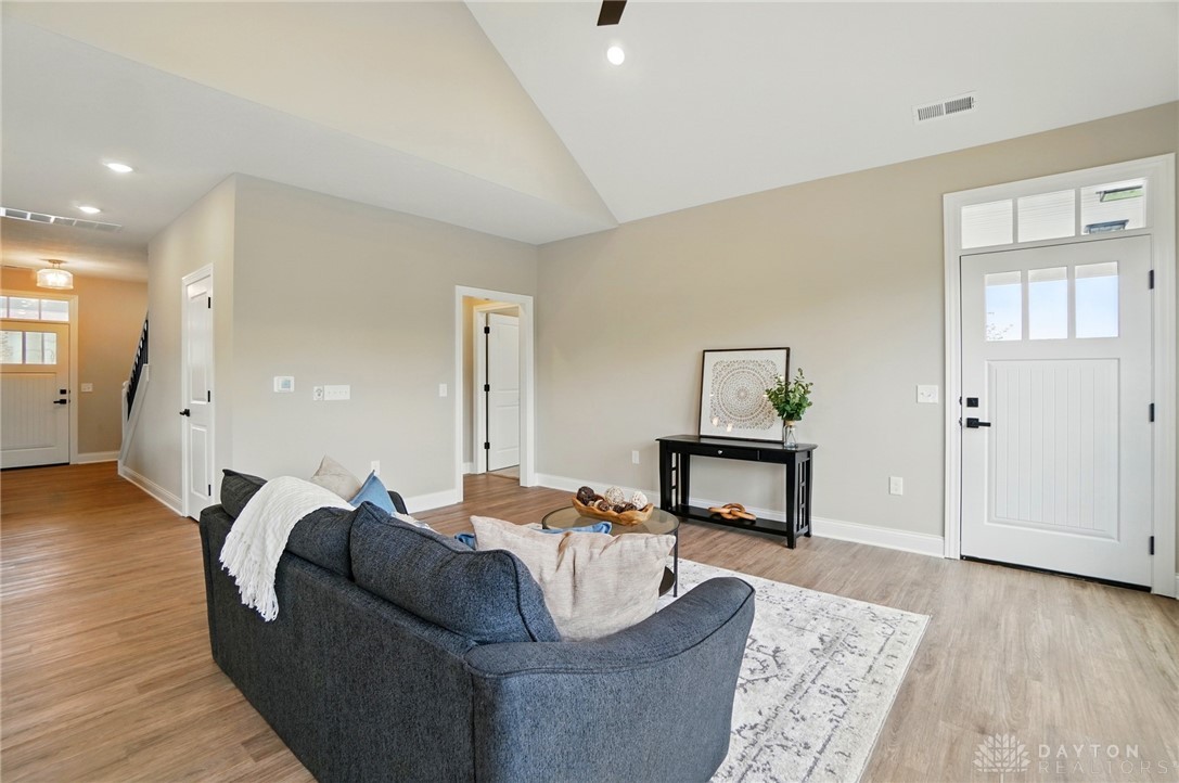 Springfield, Ohio, 45502, United States, 3 Bedrooms Bedrooms, ,3 BathroomsBathrooms,Residential,For Sale,1987754