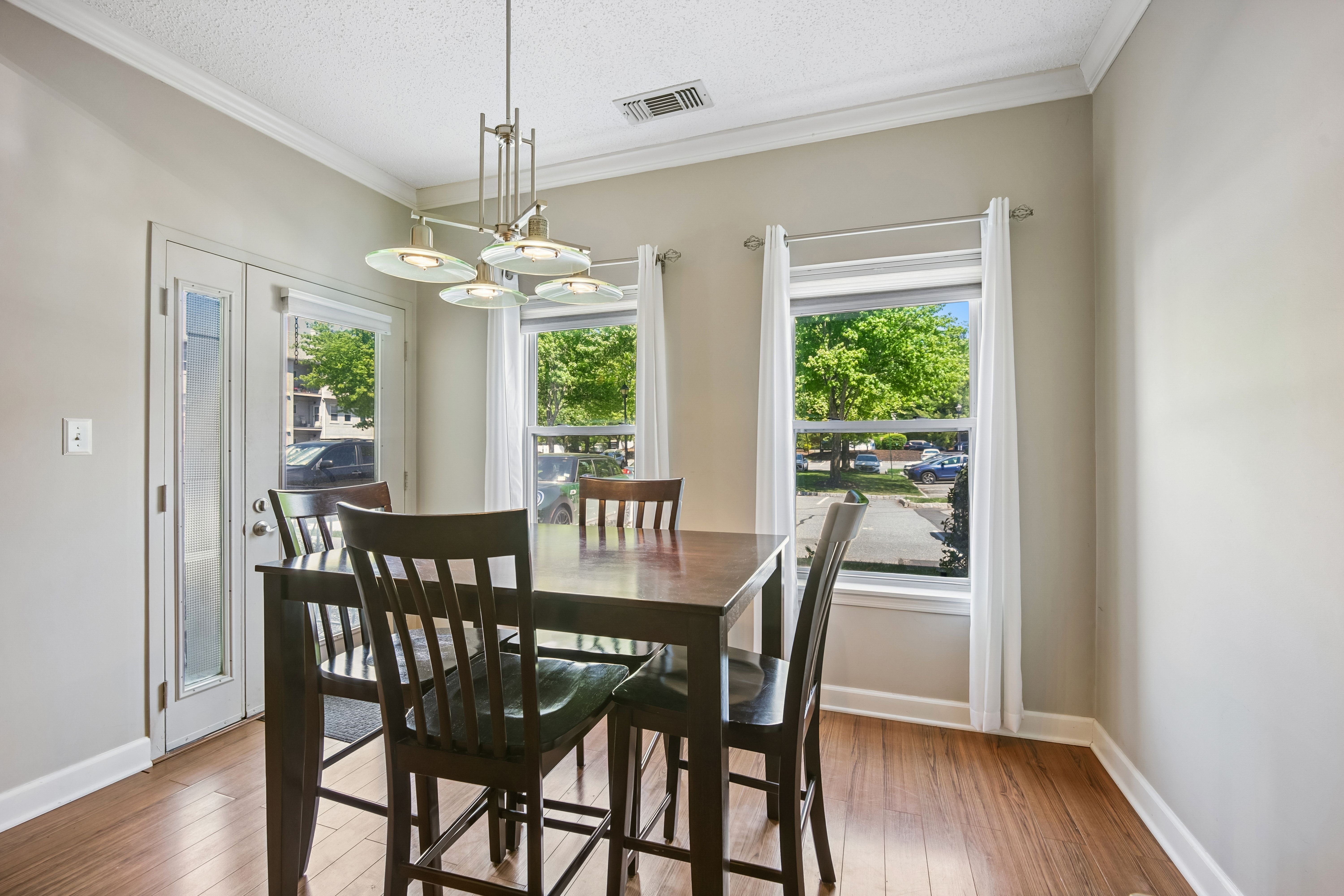  608 Brittany Drive, Wayne, NJ 07470 - 物件實景