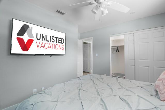 West Palm Beach, Florida, 33407, United States, 4 Bedrooms Bedrooms, ,2 BathroomsBathrooms,Residential,For Sale,1978414