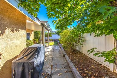 Redlands, California, 92374, United States, 3 Bedrooms Bedrooms, ,2 BathroomsBathrooms,Residential,For Sale,1971739