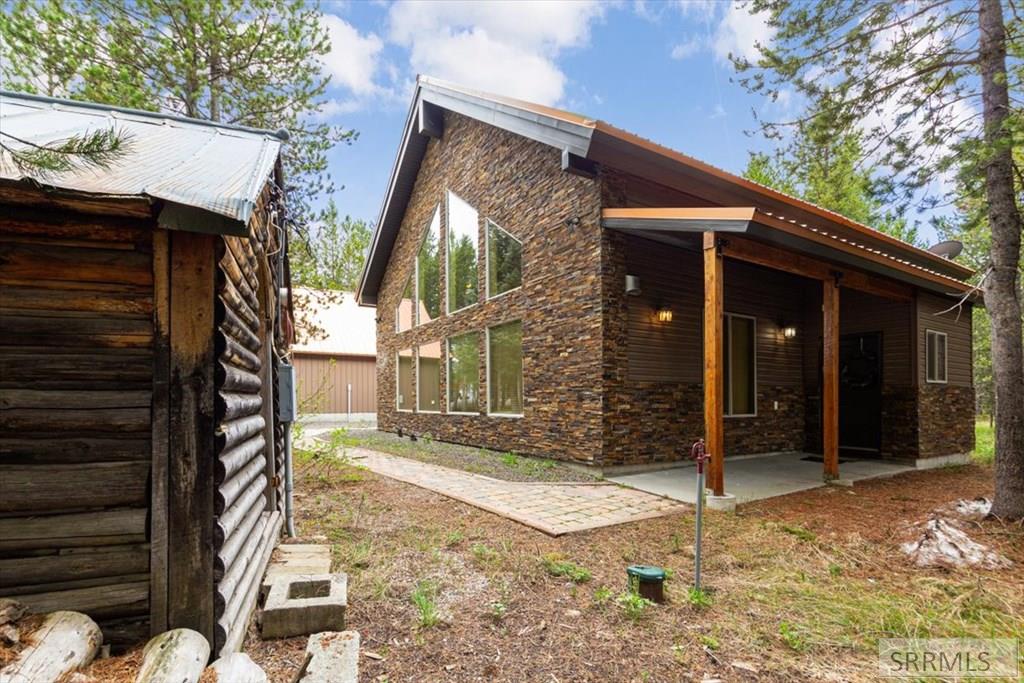 ISLAND PARK, Idaho, 83429, United States, 5 Bedrooms Bedrooms, ,3 BathroomsBathrooms,Residential,For Sale,2005843