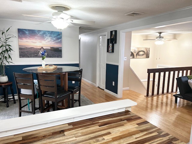 Cranston, Rhode Island, 02921, United States, 3 Bedrooms Bedrooms, ,2 BathroomsBathrooms,Residential,For Sale,1969397