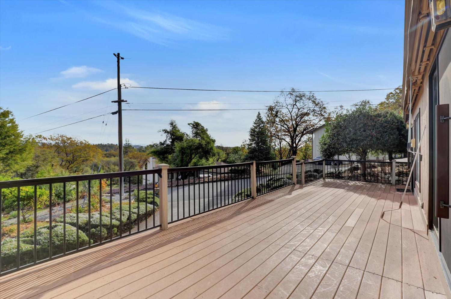 Grass Valley, California, 95949, United States, 3 Bedrooms Bedrooms, ,3 BathroomsBathrooms,Residential,For Sale,1990483