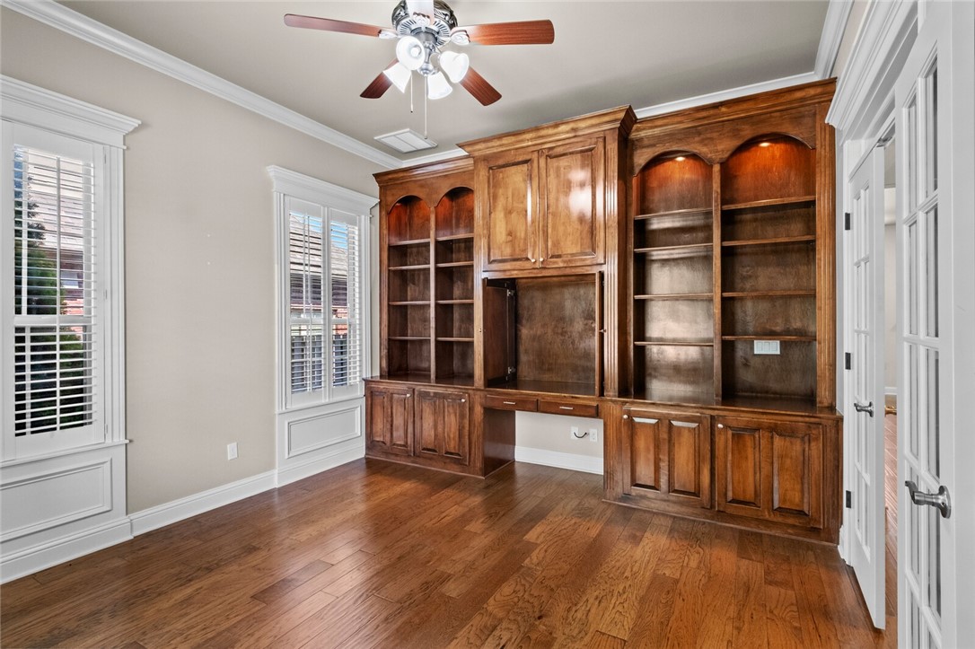 Rogers, Arkansas, 72758, United States, 5 Bedrooms Bedrooms, ,4 BathroomsBathrooms,Residential,For Sale,1882904