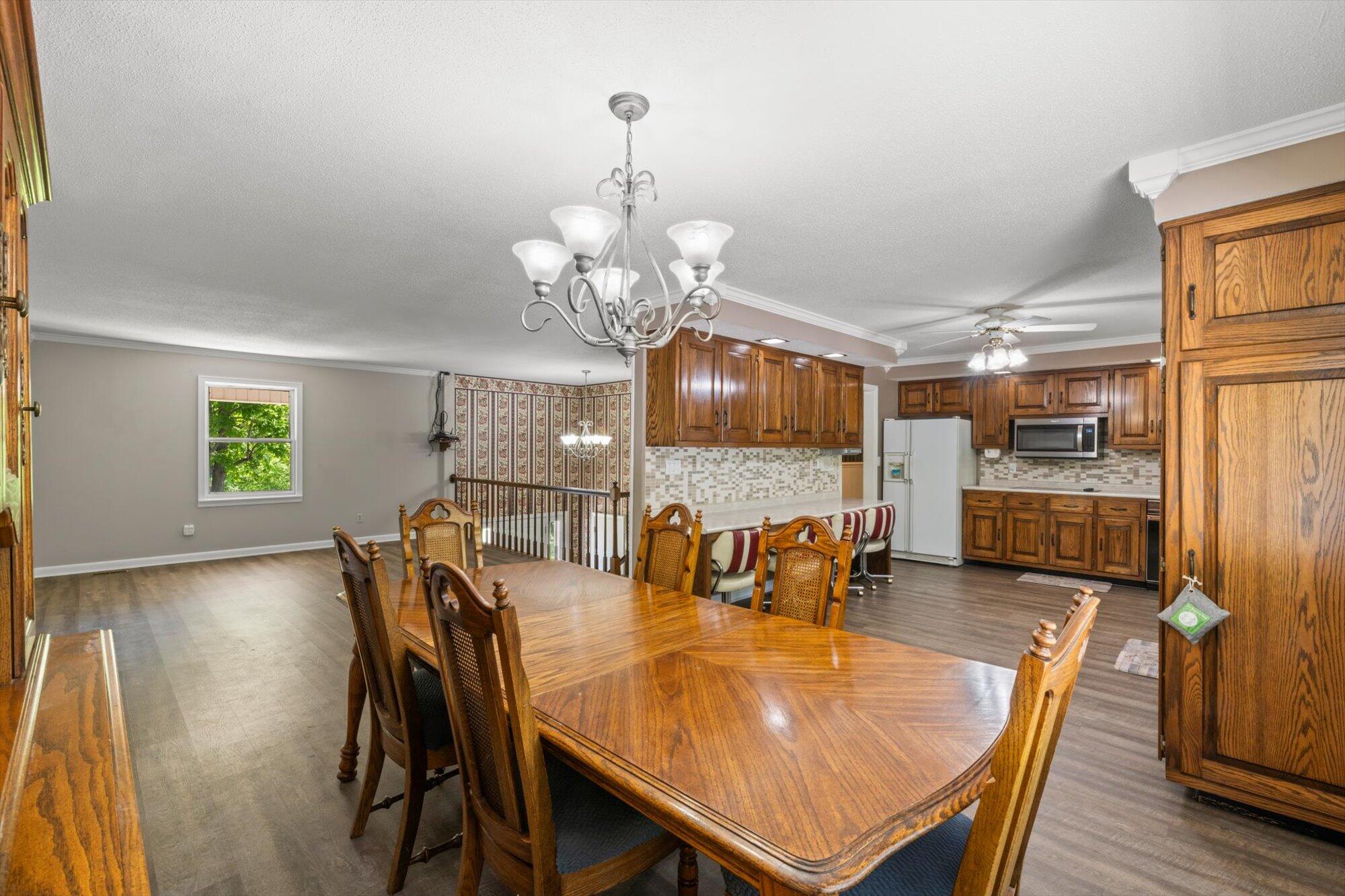 Athens, Tennessee, 37303, United States, 4 Bedrooms Bedrooms, ,3 BathroomsBathrooms,Residential,For Sale,1983022