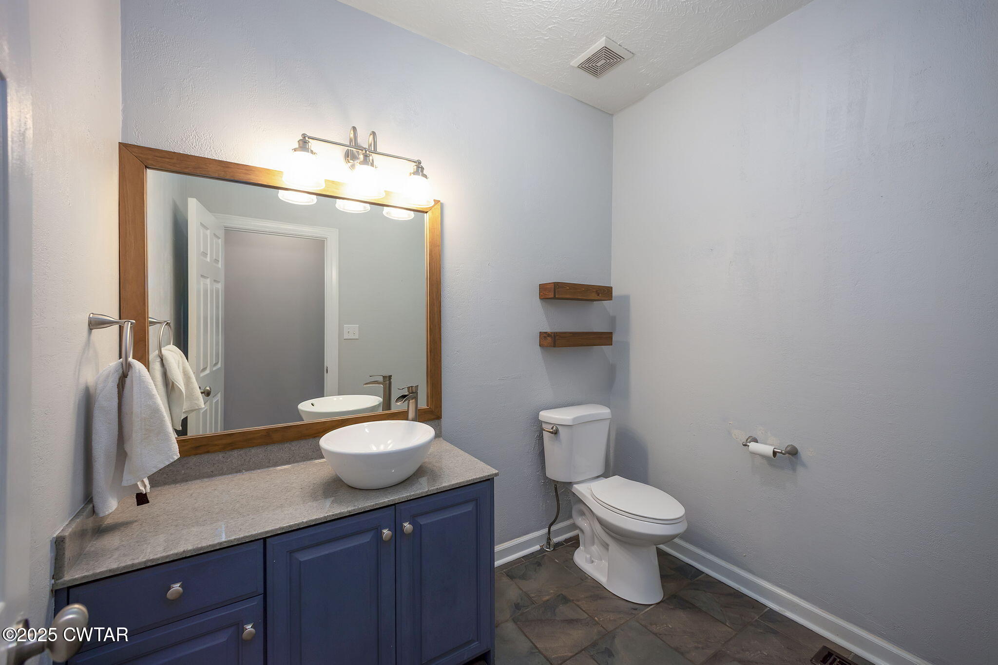 Jackson, Tennessee, 38305, United States, 4 Bedrooms Bedrooms, ,3 BathroomsBathrooms,Residential,For Sale,1929723