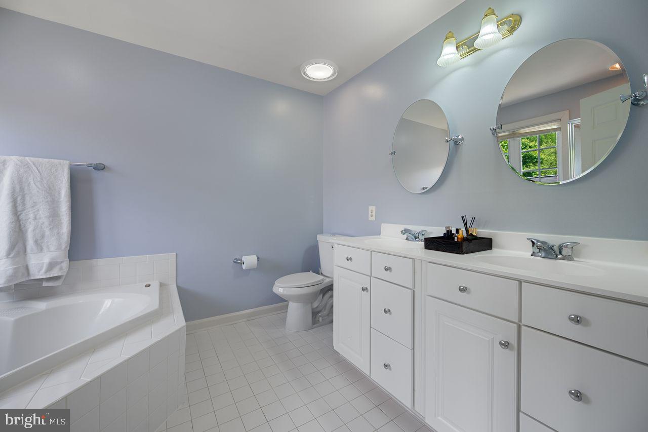Clarksburg, Maryland, 20871, United States, 3 Bedrooms Bedrooms, ,3 BathroomsBathrooms,Residential,For Sale,1885588