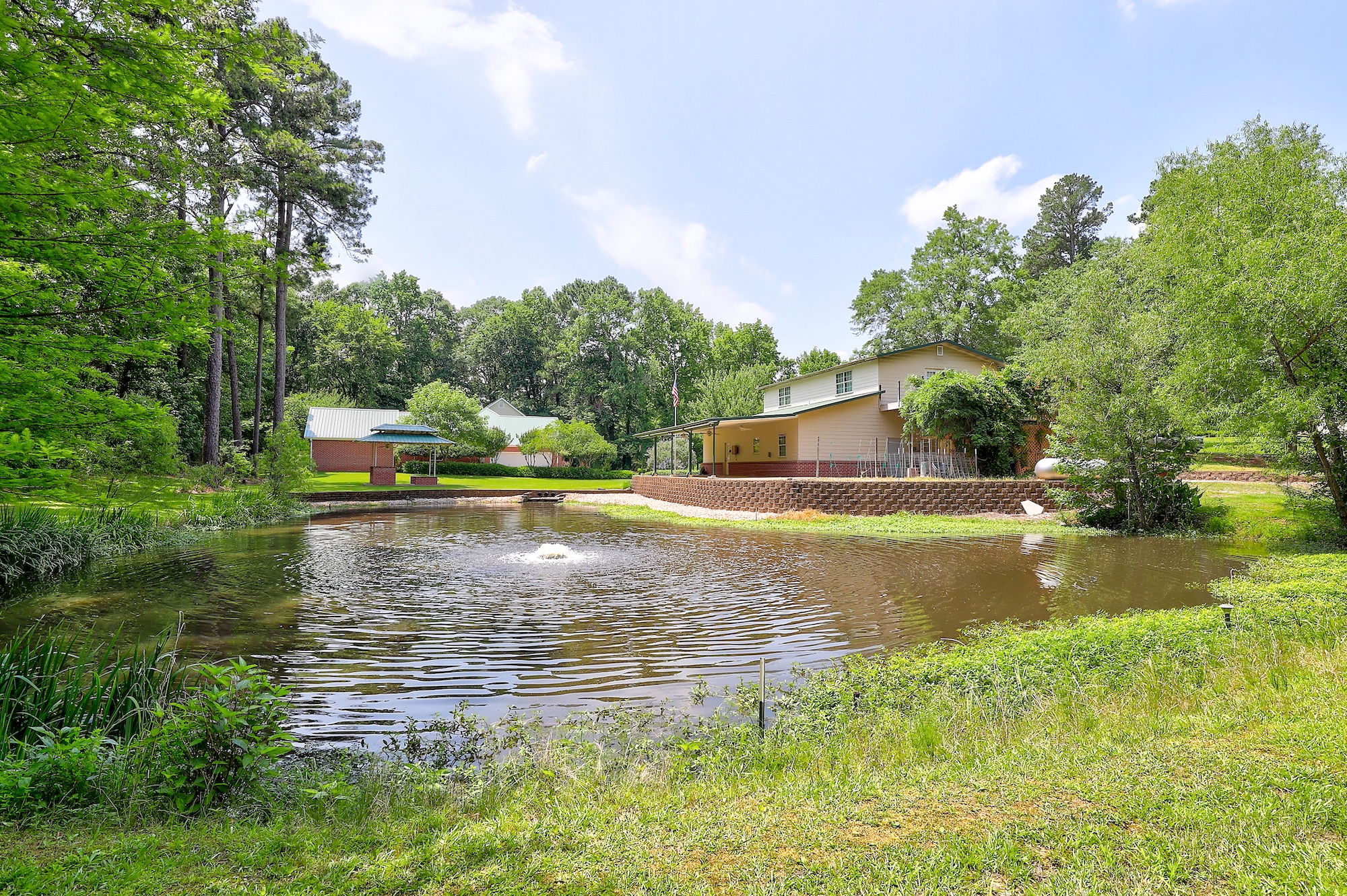 Texarkana, Texas, 75503, United States, 3 Bedrooms Bedrooms, ,4 BathroomsBathrooms,Residential,For Sale,1841636