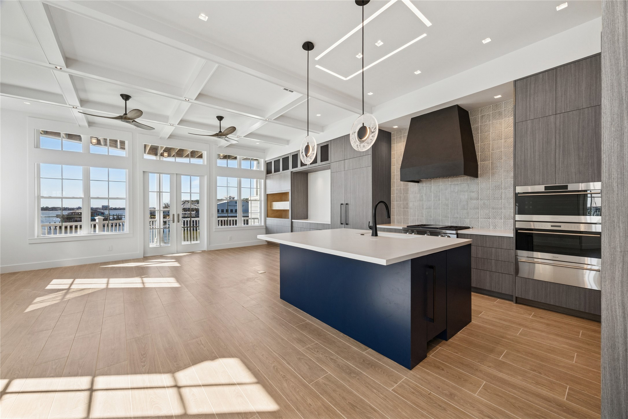  2443 Lakewood Pointe - 物件實景