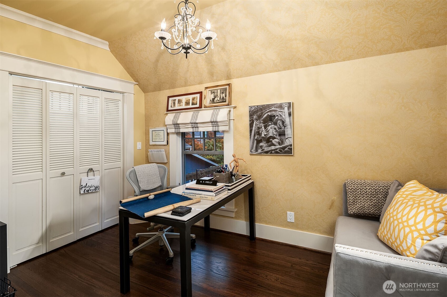 Seattle, Washington, 98119, United States, 4 Bedrooms Bedrooms, ,3 BathroomsBathrooms,Residential,For Sale,1989541