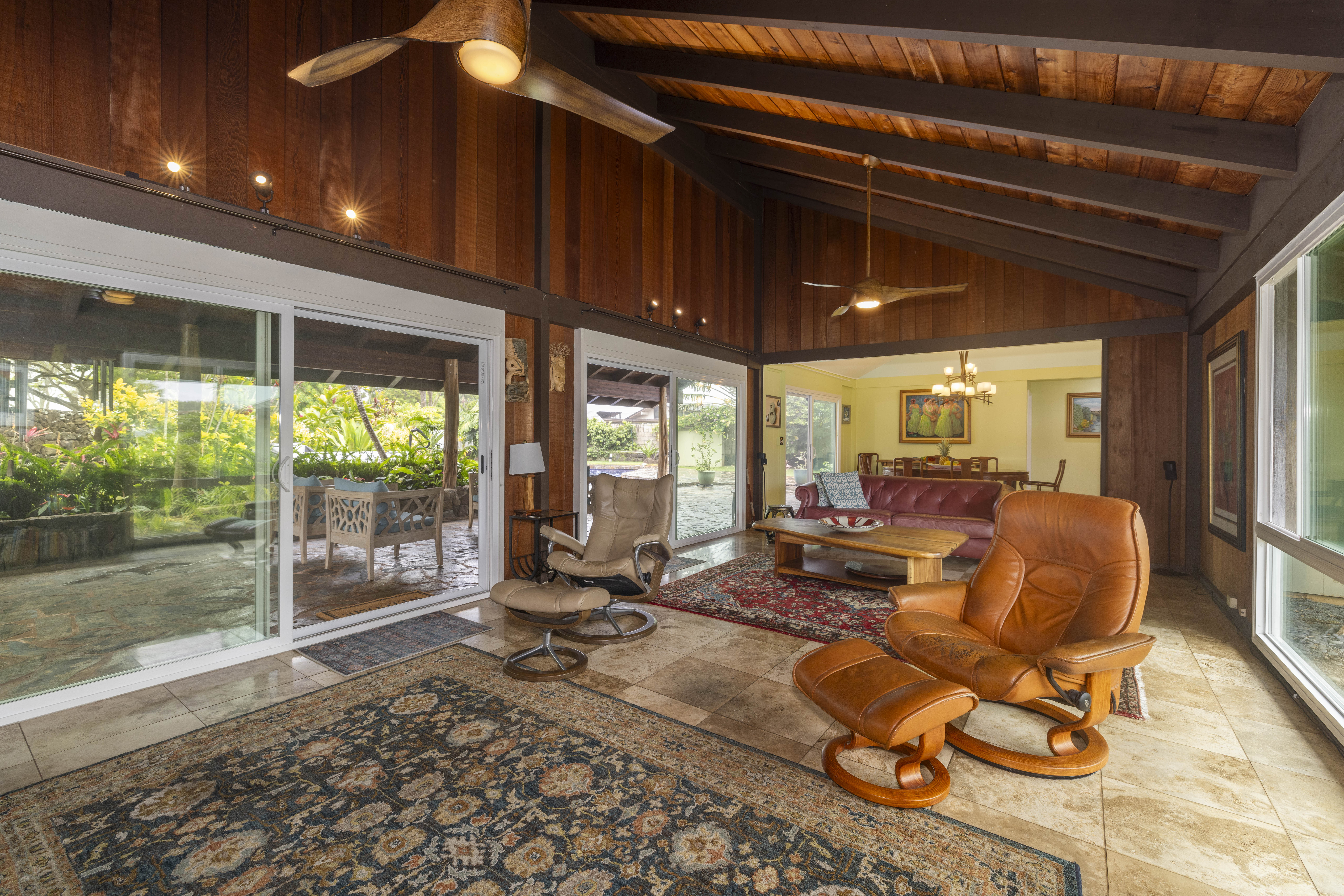 Mililani, Hawaii, 96789, United States, 4 Bedrooms Bedrooms, ,2 BathroomsBathrooms,Residential,For Sale,1978184