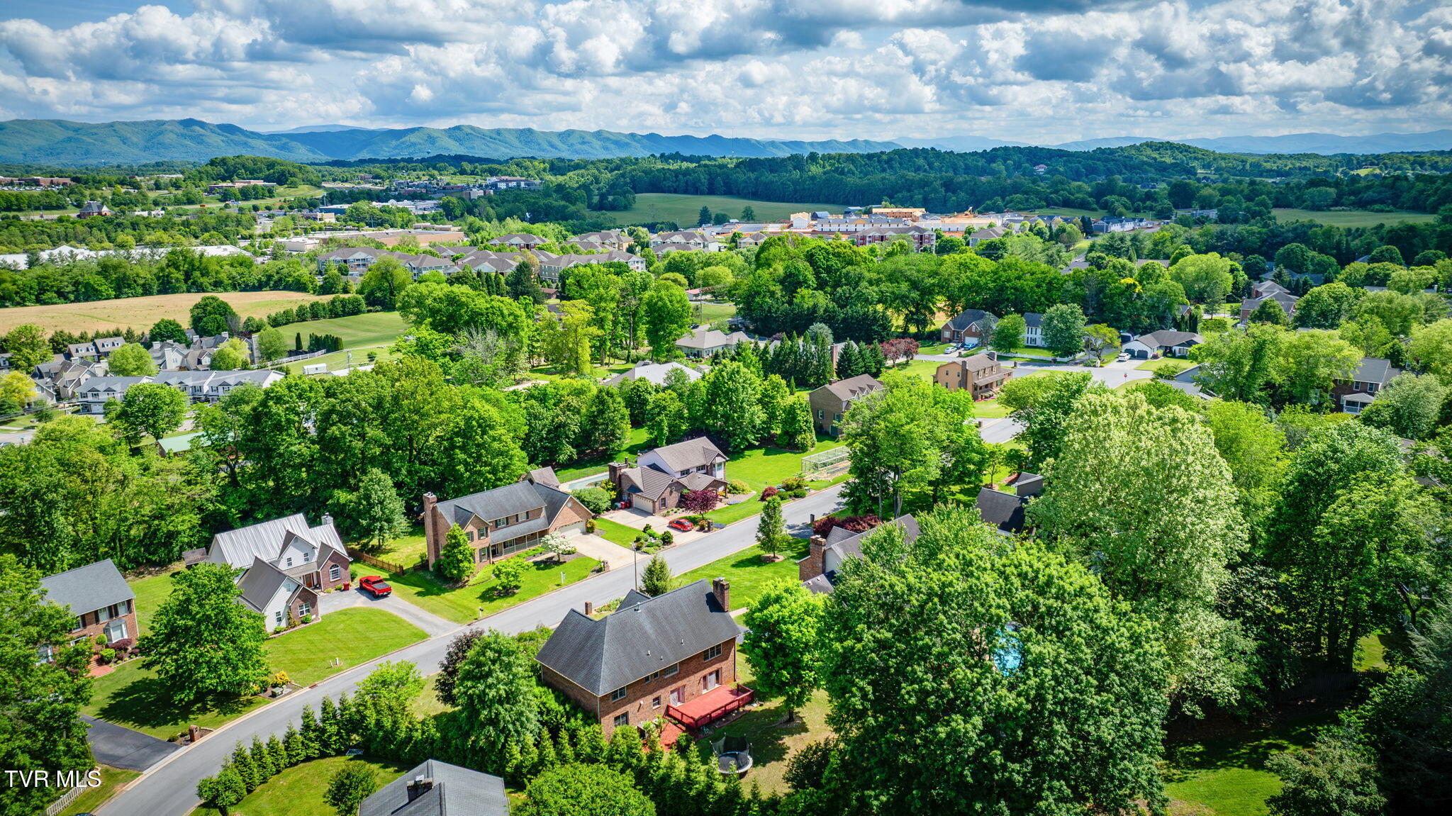 Johnson City, Tennessee, 37604, United States, 4 Bedrooms Bedrooms, ,4 BathroomsBathrooms,Residential,For Sale,1944791