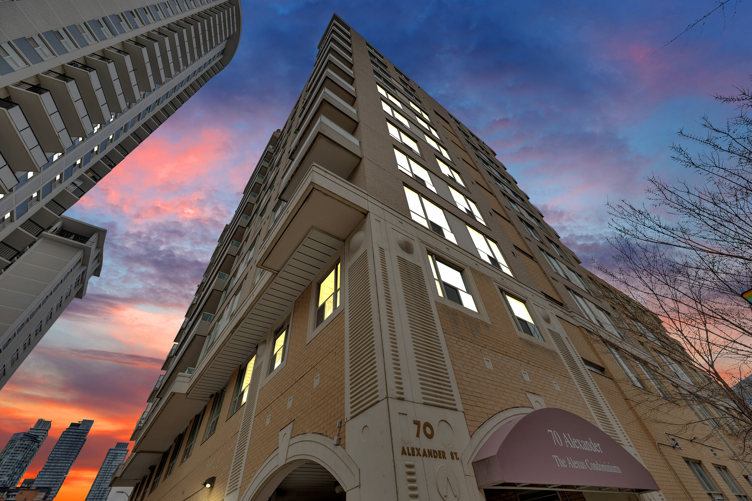  70 Alexander St #207 - 物件實景