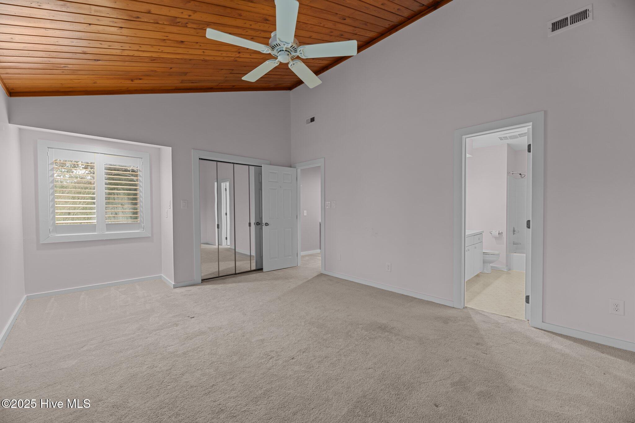 New Bern, North Carolina, 28562, United States, 2 Bedrooms Bedrooms, ,3 BathroomsBathrooms,Residential,For Sale,1695183