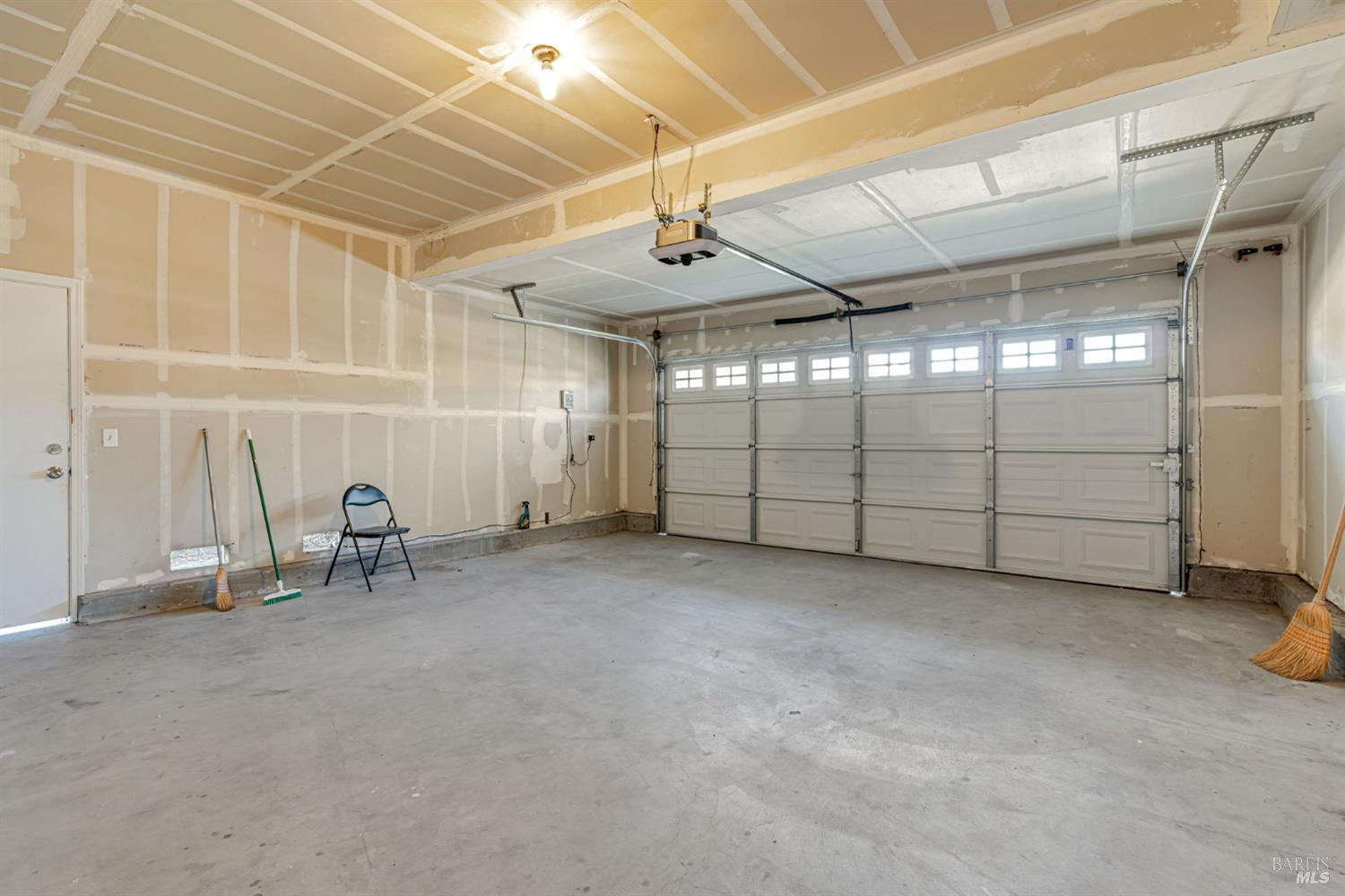 Vallejo, California, 94591, United States, 5 Bedrooms Bedrooms, ,4 BathroomsBathrooms,Residential,For Sale,1985746