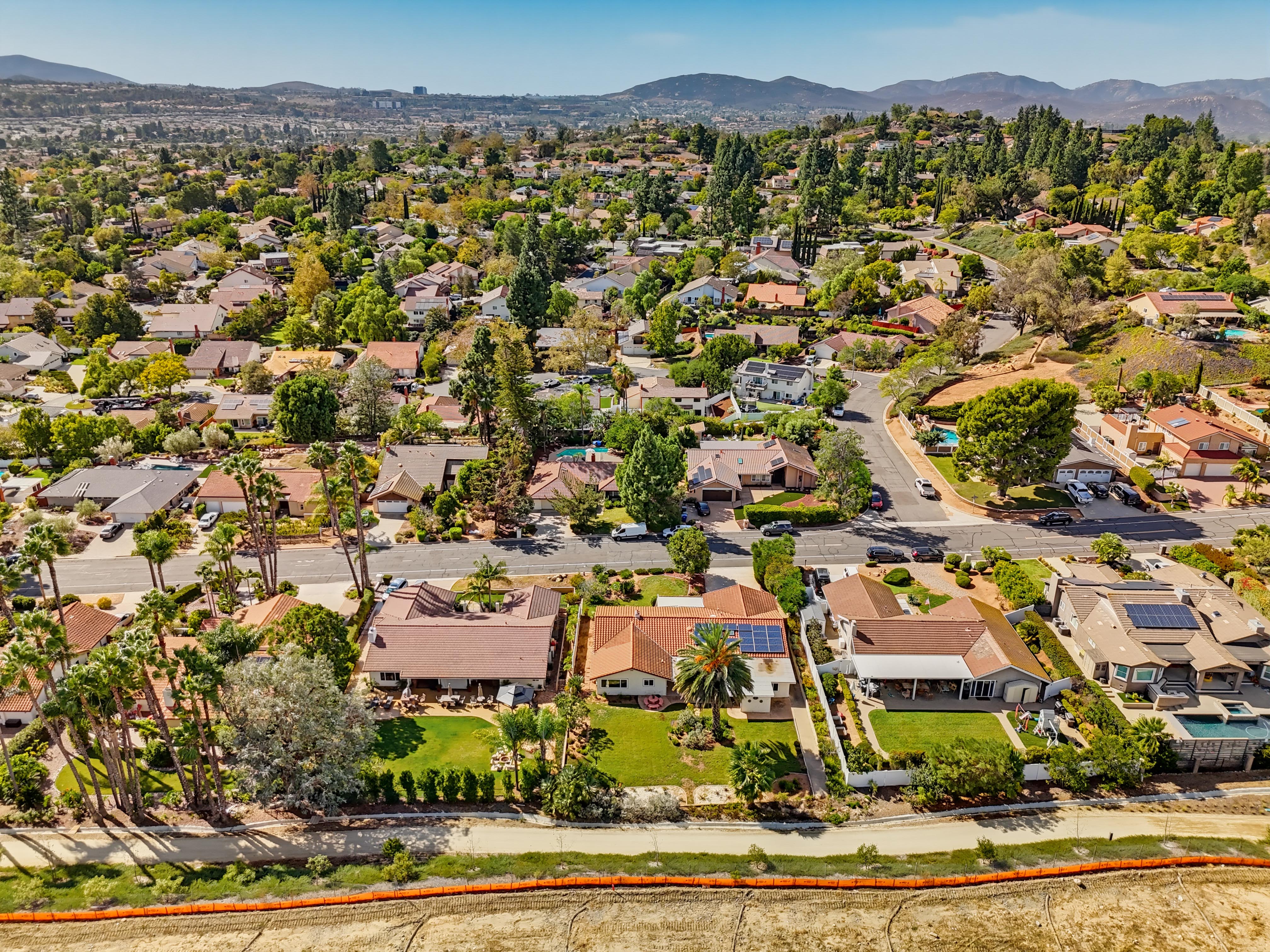  17253 Saint Andrews Drive, Poway, CA 92064 - 物件實景