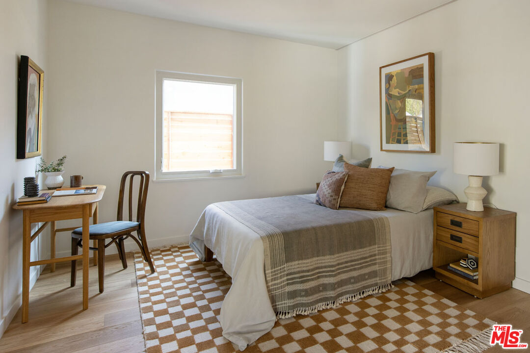 Los Angeles, California, 90039, United States, 3 Bedrooms Bedrooms, ,2 BathroomsBathrooms,Residential,For Sale,1856882