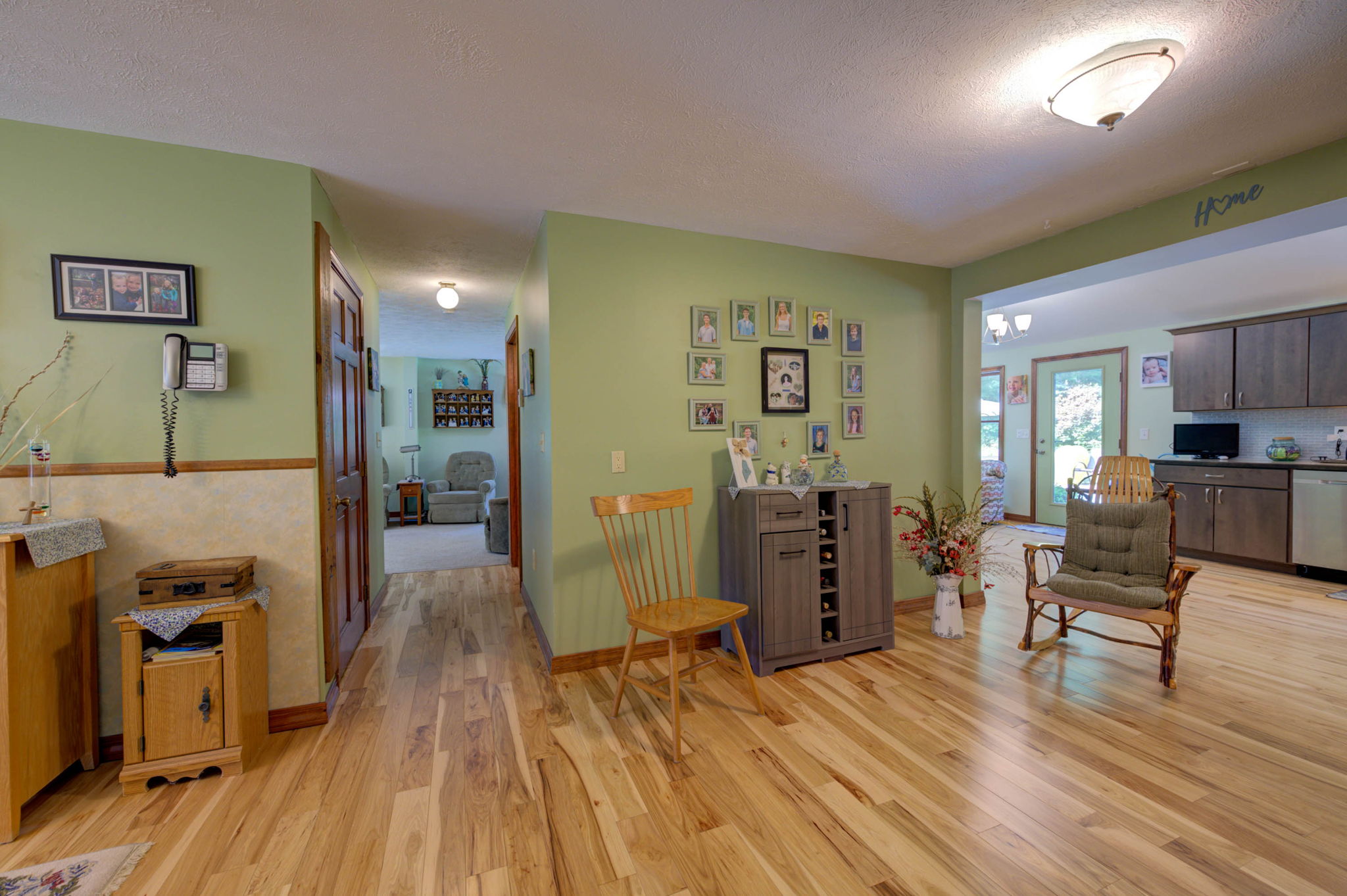 Gray, Maine, 04039, United States, 3 Bedrooms Bedrooms, ,2 BathroomsBathrooms,Residential,For Sale,1874215