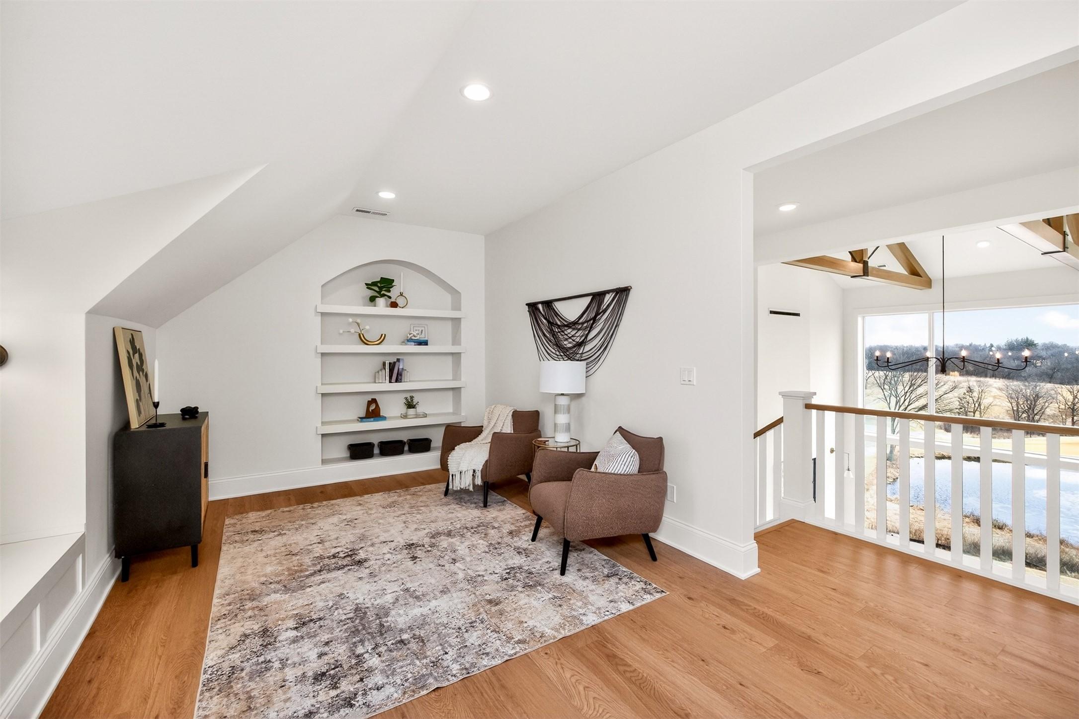 Pella, Iowa, 50219, United States, 5 Bedrooms Bedrooms, ,5 BathroomsBathrooms,Residential,For Sale,2019624