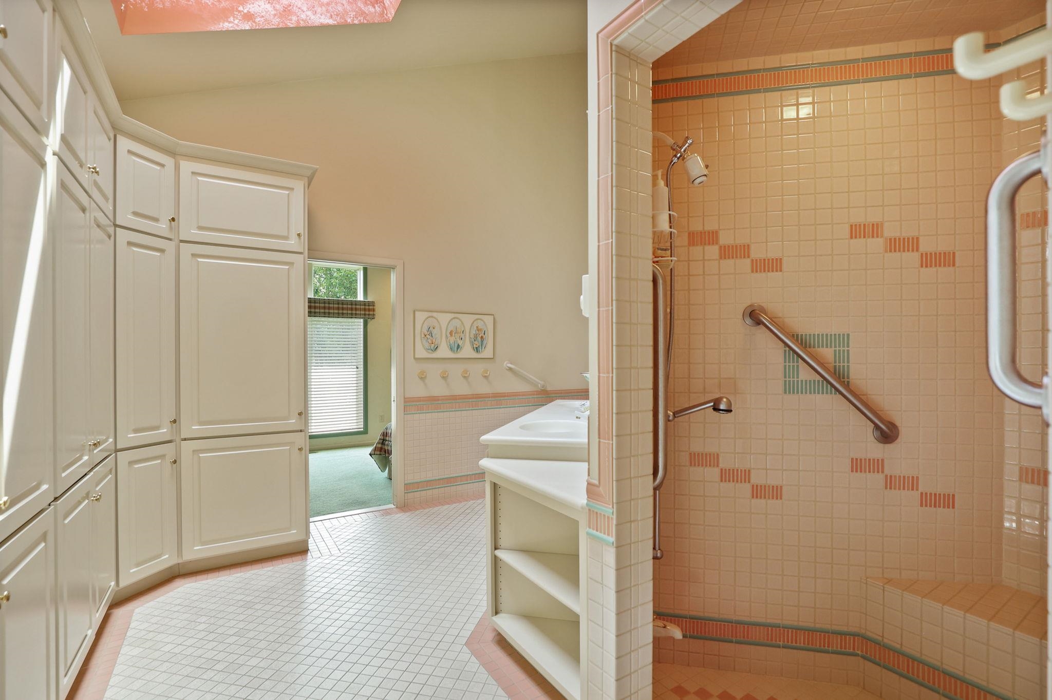 Frankenmuth, Michigan, 48734, United States, 3 Bedrooms Bedrooms, ,4 BathroomsBathrooms,Residential,For Sale,1938182