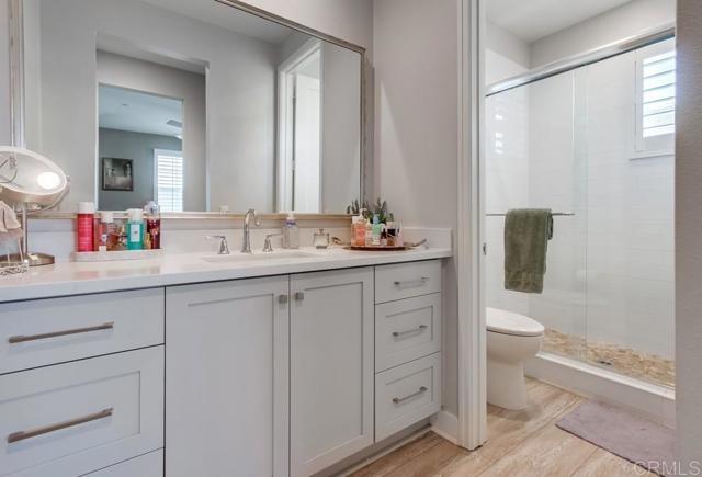 San Marcos, California, 92069, United States, 4 Bedrooms Bedrooms, ,5 BathroomsBathrooms,Residential,For Sale,1987036