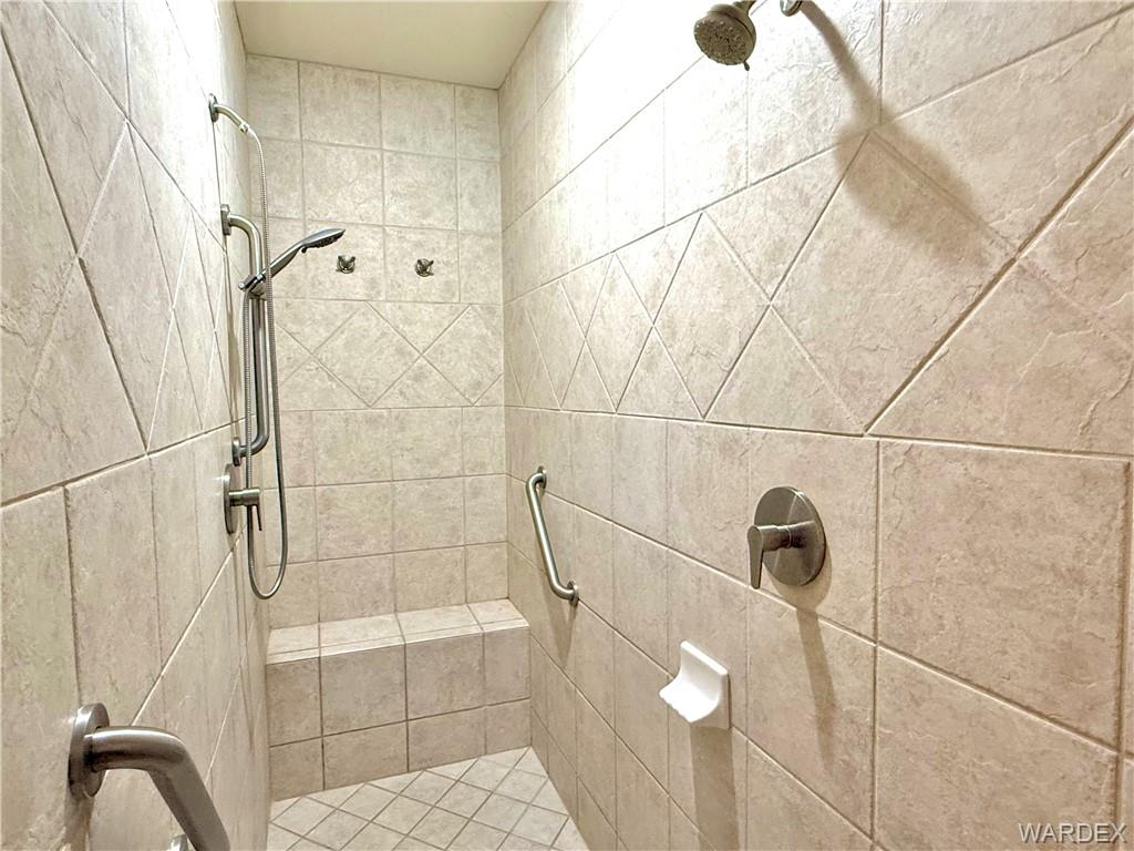 Kingman, Arizona, 86401, United States, 4 Bedrooms Bedrooms, ,2 BathroomsBathrooms,Residential,For Sale,2013264