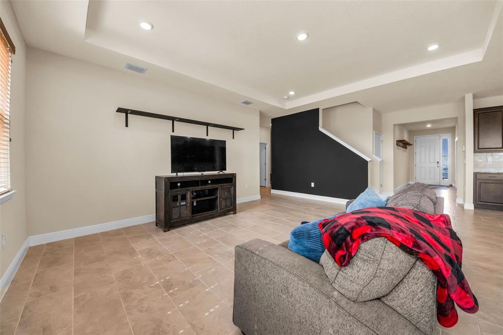 Apollo Beach, Florida, 33572, United States, 4 Bedrooms Bedrooms, ,3 BathroomsBathrooms,Residential,For Sale,1991637