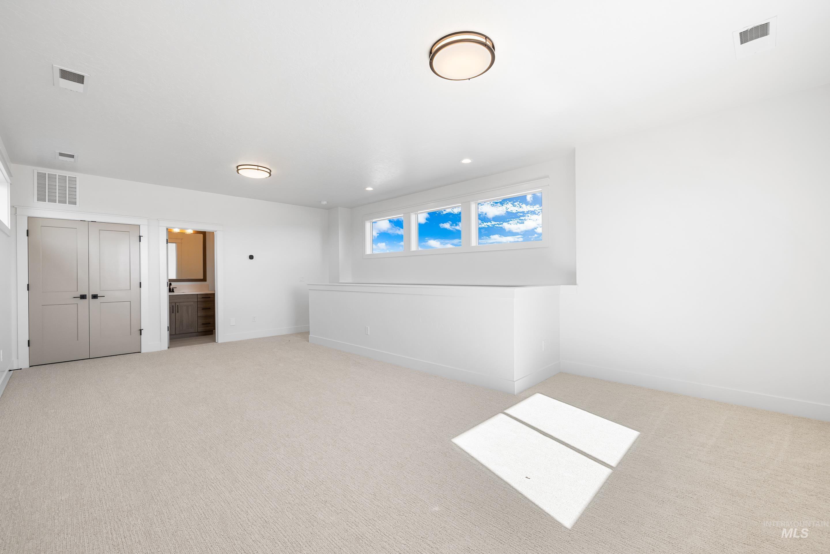 Kuna, Idaho, 83634, United States, 3 Bedrooms Bedrooms, ,Residential,For Sale,1989227