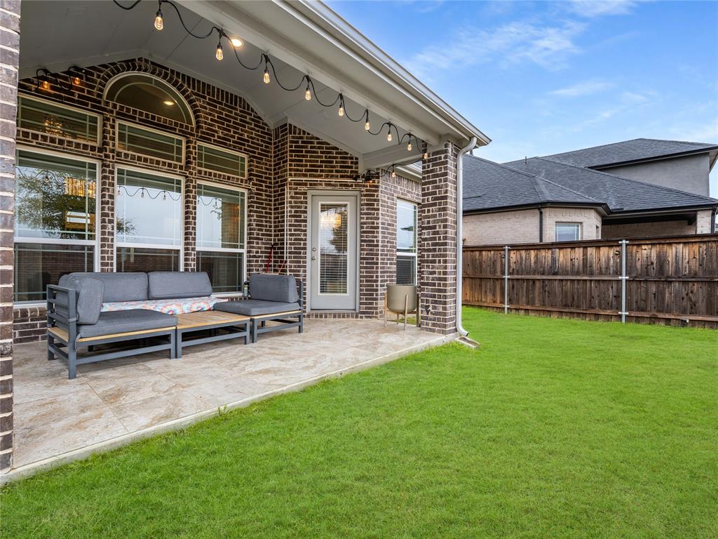 Celina, Texas, 75009, United States, 5 Bedrooms Bedrooms, ,4 BathroomsBathrooms,Residential,For Sale,2002202