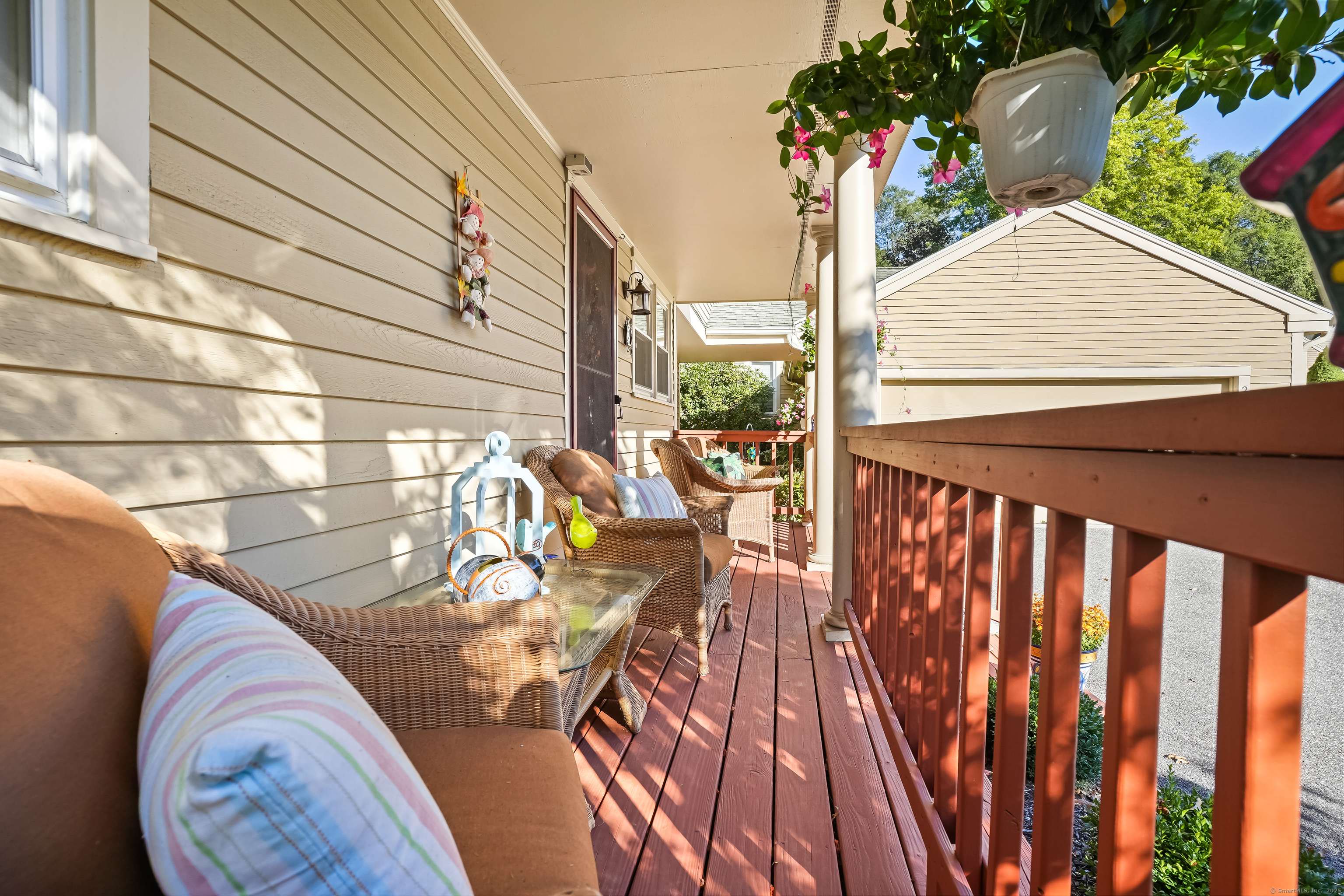 New Milford, Connecticut, 06776, United States, 2 Bedrooms Bedrooms, ,3 BathroomsBathrooms,Residential,For Sale,1970230