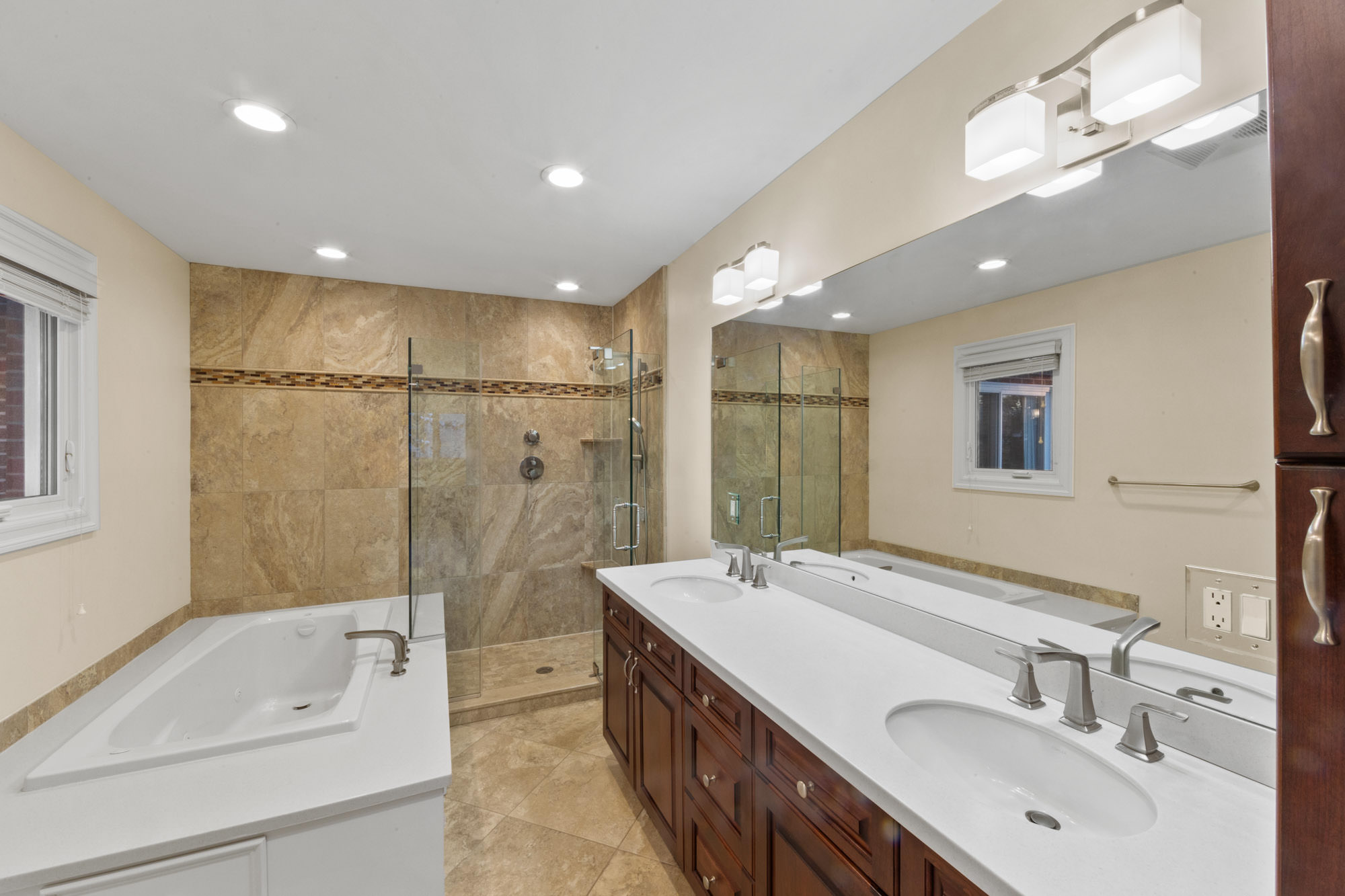  662 Summit Street, Englewood Cliffs, NJ, 07632 - 物件實景