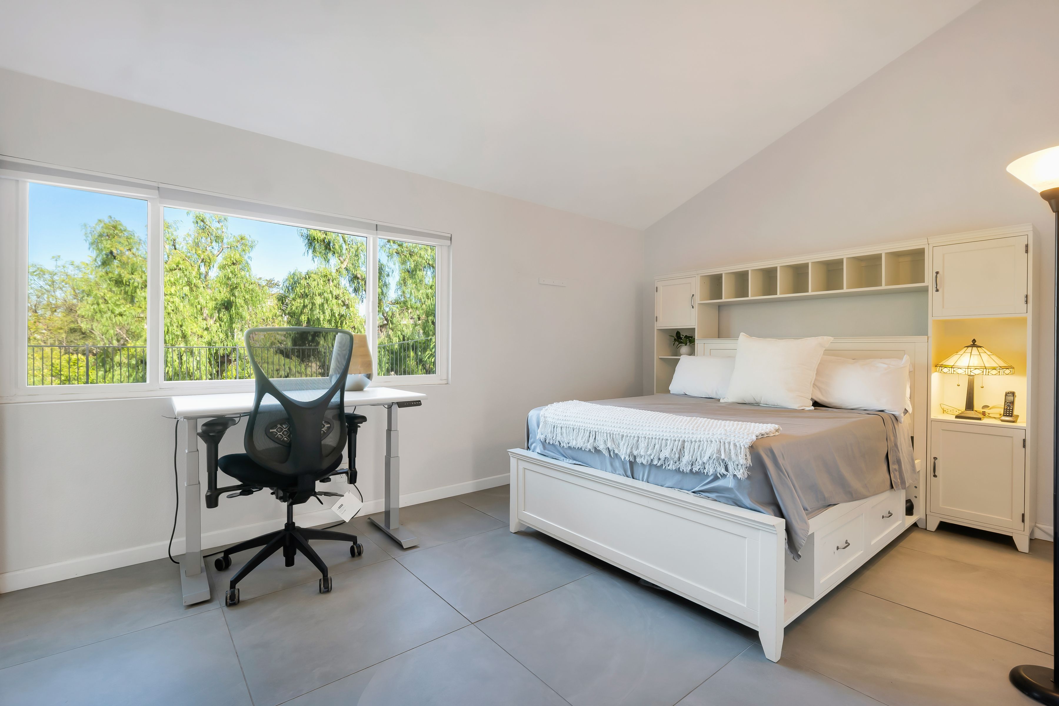 351 S. Greenway Avenue, Newbury Park - 物件實景