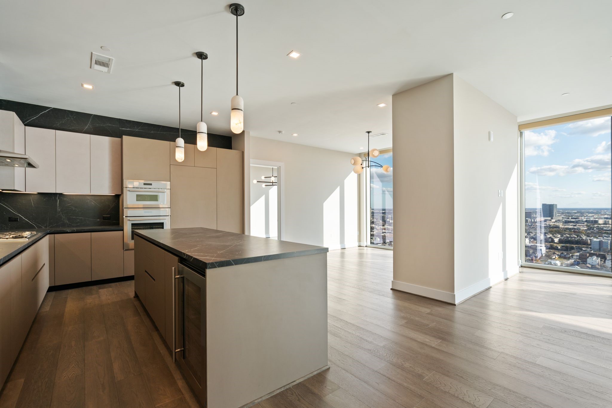  1711 Allen Parkway #2403 - 物件實景