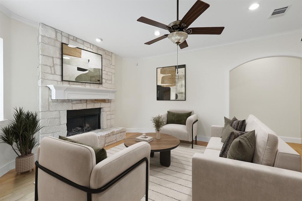 Denton, Texas, 76208, United States, 4 Bedrooms Bedrooms, ,6 BathroomsBathrooms,Residential,For Sale,1980509