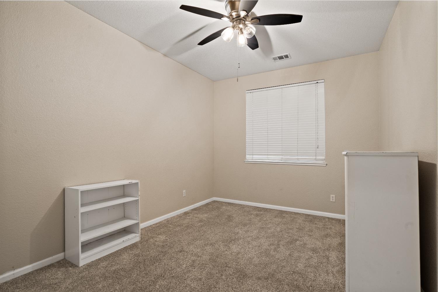 Riverbank, California, 95367, United States, 4 Bedrooms Bedrooms, ,3 BathroomsBathrooms,Residential,For Sale,1974513