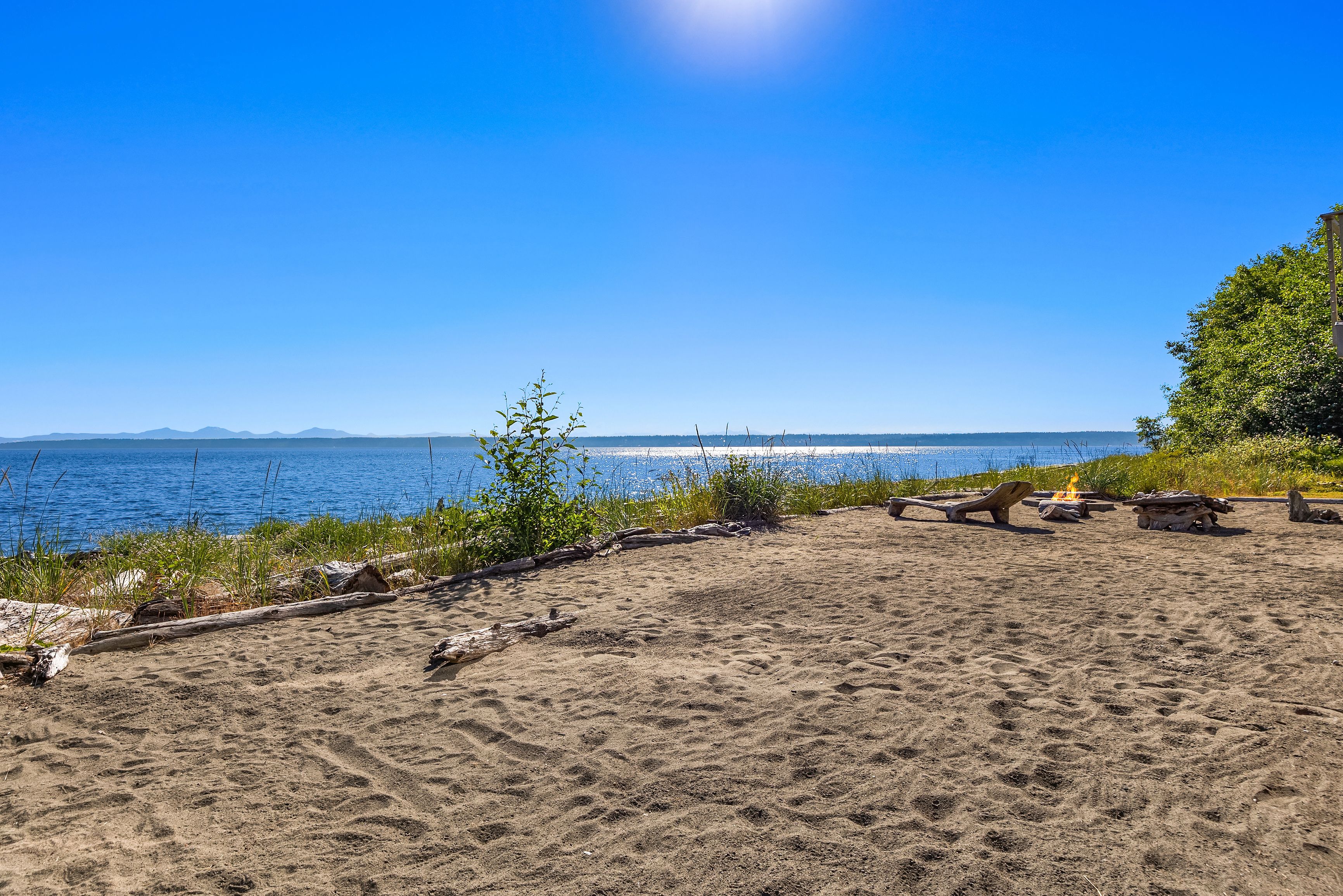  27865 Sandy Beach Lane NE, Kingston, WA 98346 - 物件實景