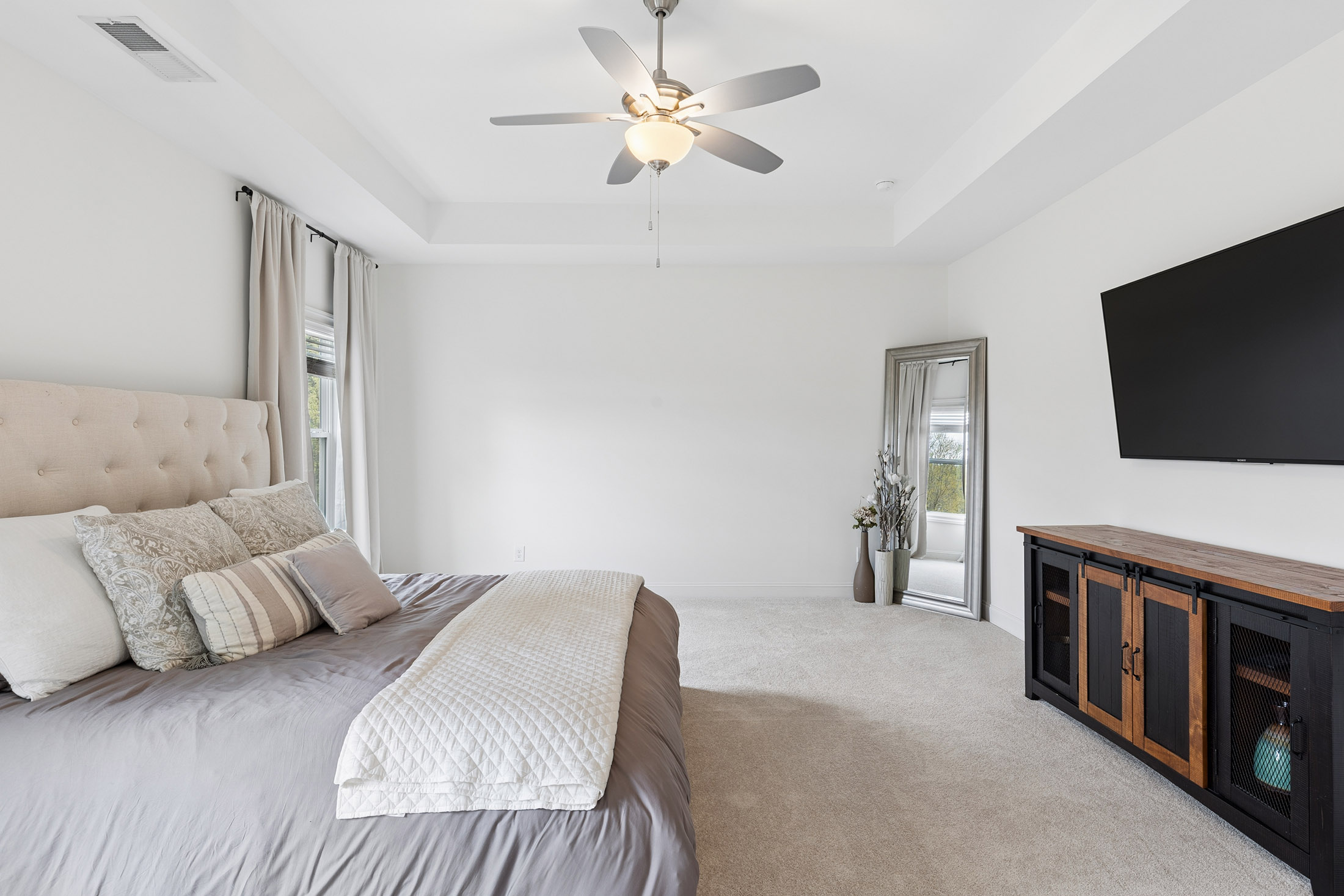  Freshly Updated and Move-in Ready Home in a Prime Westside Location - 物件實景