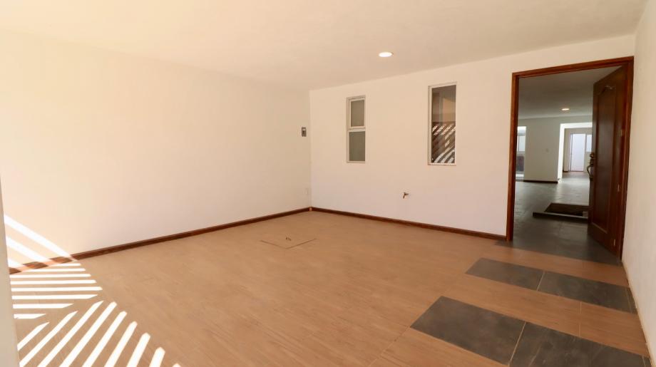 Tariacuri, Pátzcuaro, Michoacán de Ocampo, 61608, Mexico, 3 Bedrooms Bedrooms, ,2 BathroomsBathrooms,Residential,For Sale,Tariacuri,1461330