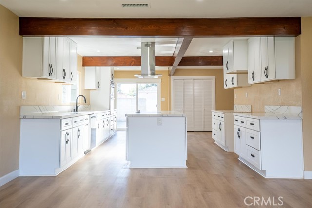 Long Beach, California, 90805, United States, 4 Bedrooms Bedrooms, ,2 BathroomsBathrooms,Residential,For Sale,2048127