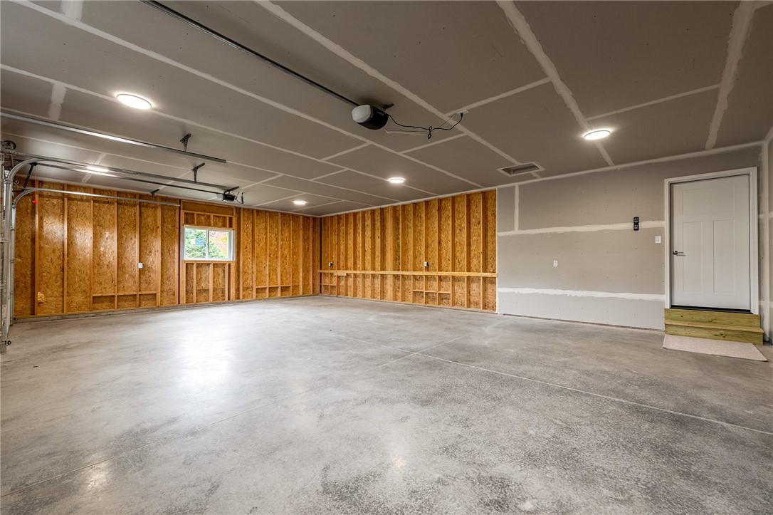 Chippewa Falls, Wisconsin, 54729, United States, 3 Bedrooms Bedrooms, ,2 BathroomsBathrooms,Residential,For Sale,1998199