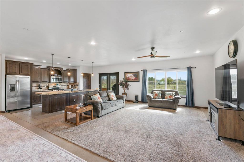 Durango, Colorado, 81303, United States, 3 Bedrooms Bedrooms, ,2 BathroomsBathrooms,Residential,For Sale,1796482