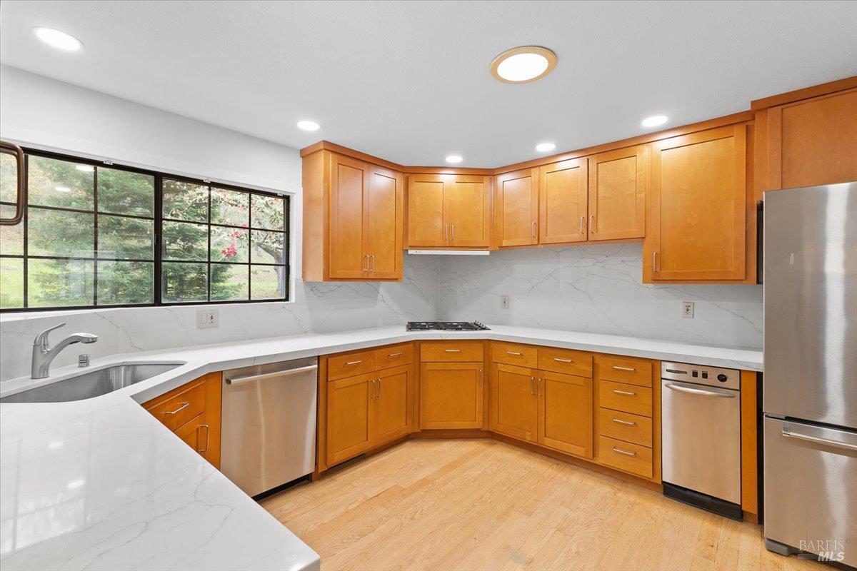 Santa Rosa, California, 95409, United States, 3 Bedrooms Bedrooms, ,2 BathroomsBathrooms,Residential,For Sale,2006372