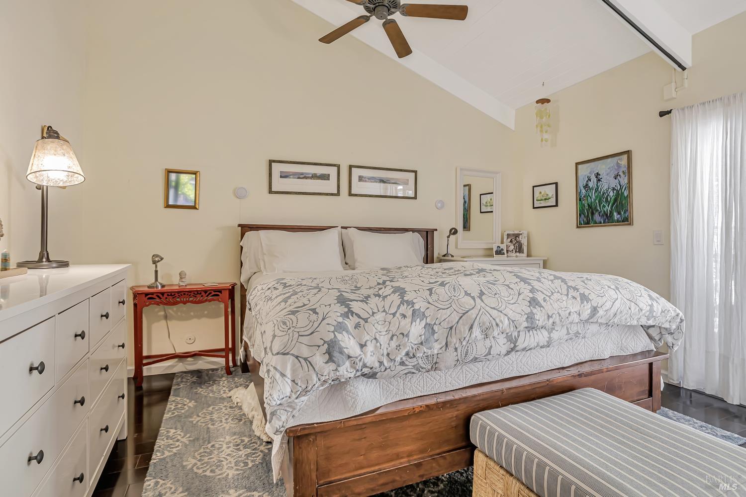 Kentfield, California, 94904, United States, 1 Bedroom Bedrooms, ,1 BathroomBathrooms,Residential,For Sale,1903571