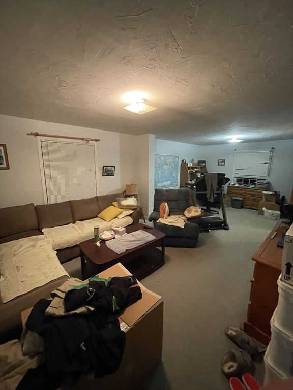 Mashpee, Massachusetts, 02649, United States, 4 Bedrooms Bedrooms, ,3 BathroomsBathrooms,Residential,For Sale,1990950