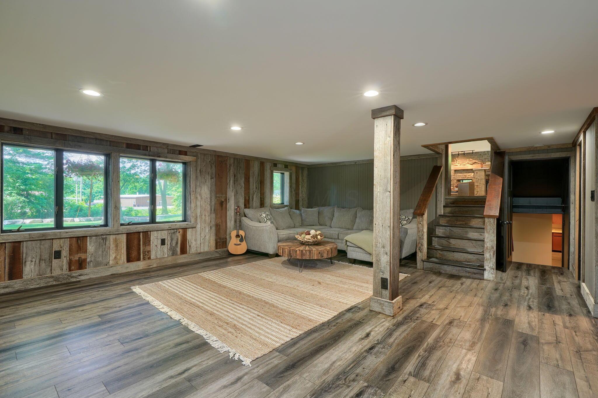 Logan, Ohio, 43138, United States, 3 Bedrooms Bedrooms, ,4 BathroomsBathrooms,Residential,For Sale,2003471