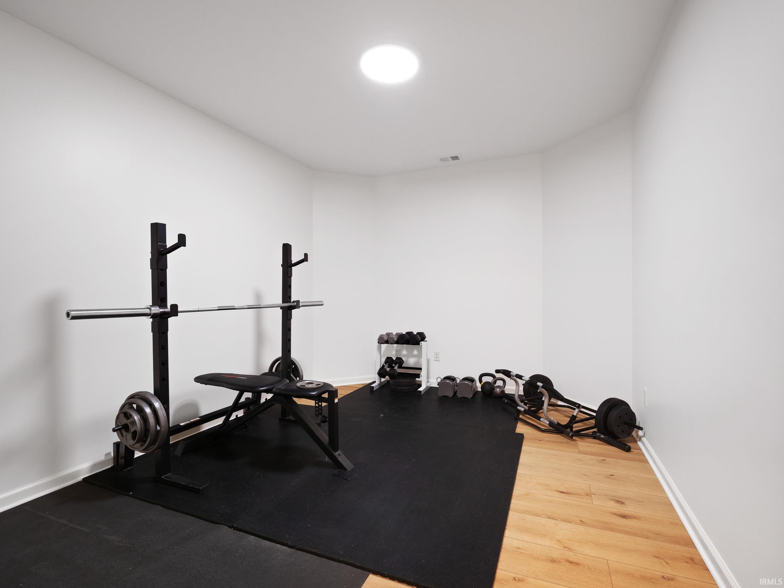 Huntertown, Indiana, 46748, United States, 5 Bedrooms Bedrooms, ,5 BathroomsBathrooms,Residential,For Sale,1982642