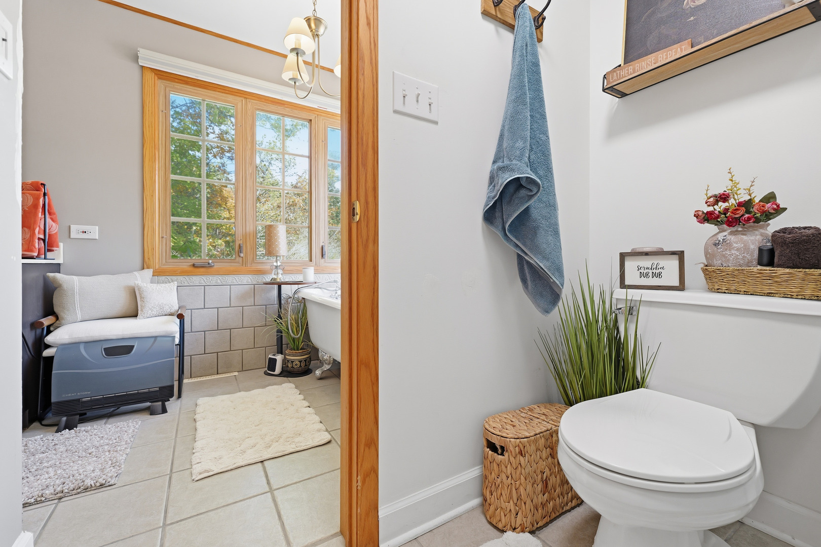 Crete, Illinois, 60417, United States, 4 Bedrooms Bedrooms, ,3 BathroomsBathrooms,Residential,For Sale,1989457