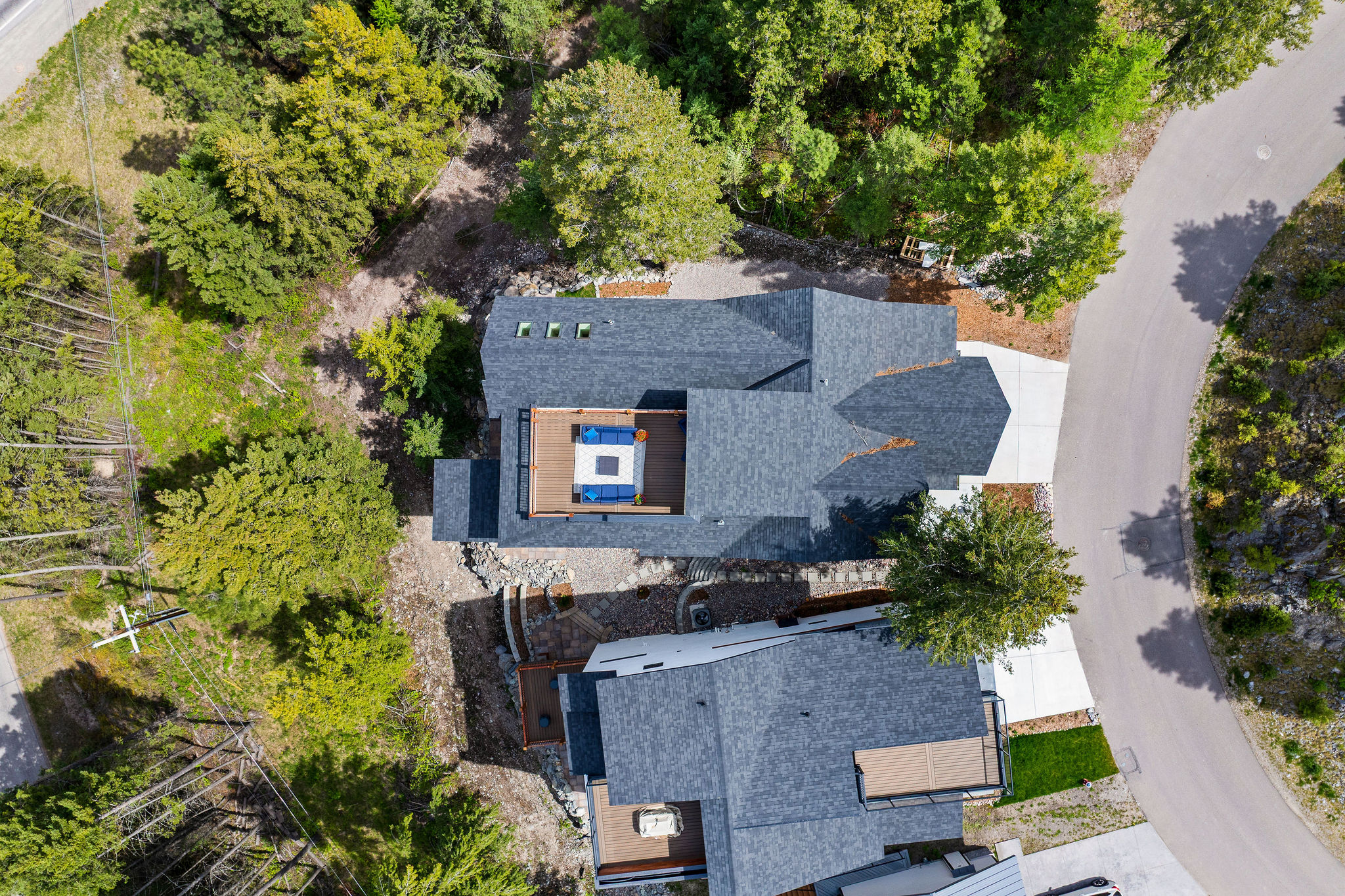  215 Whisper Ridge Drive - 物件實景