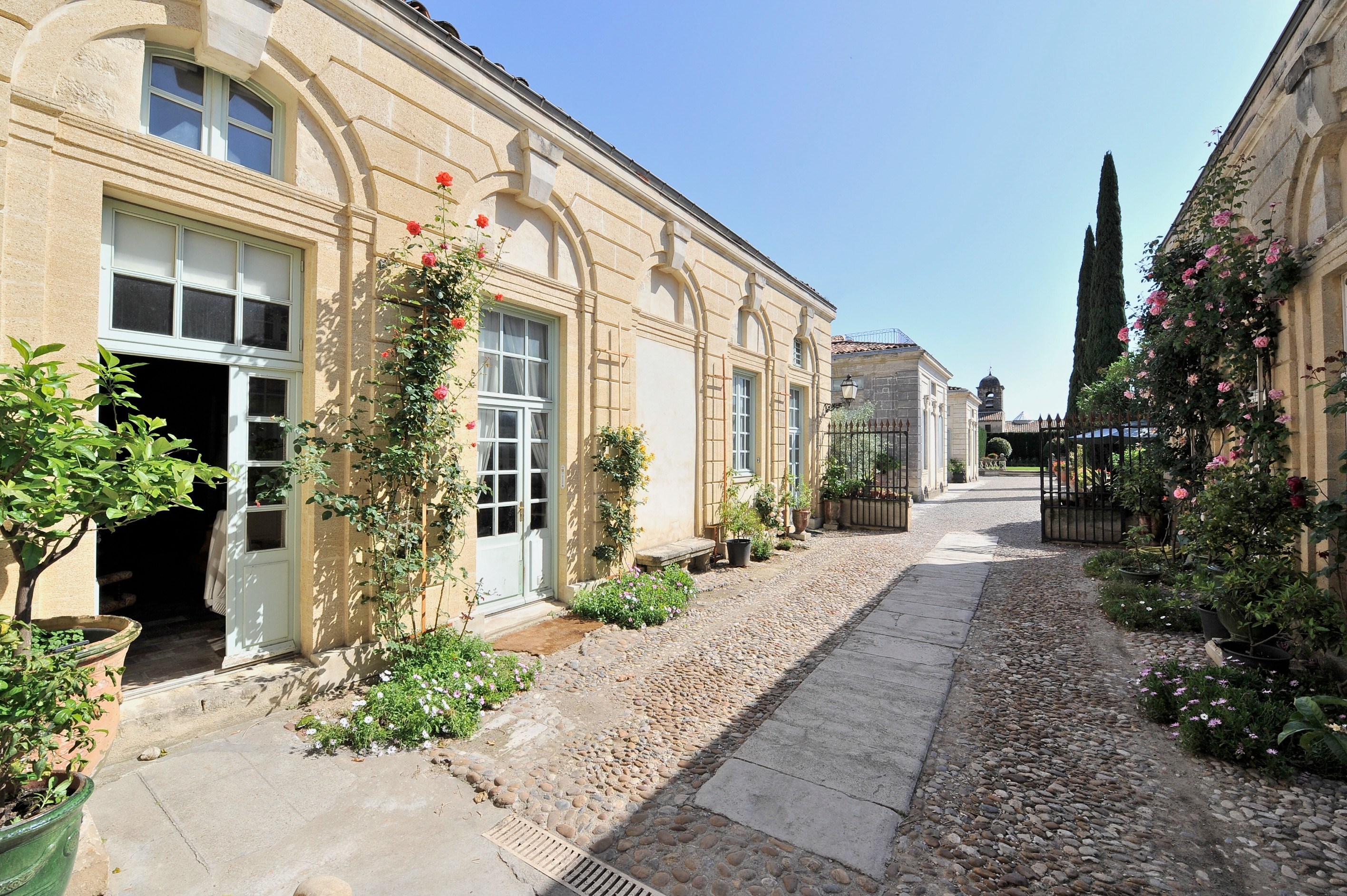  Montpellier City Center – Historic Townhouse with Garden and Outbuildings - 物件實景