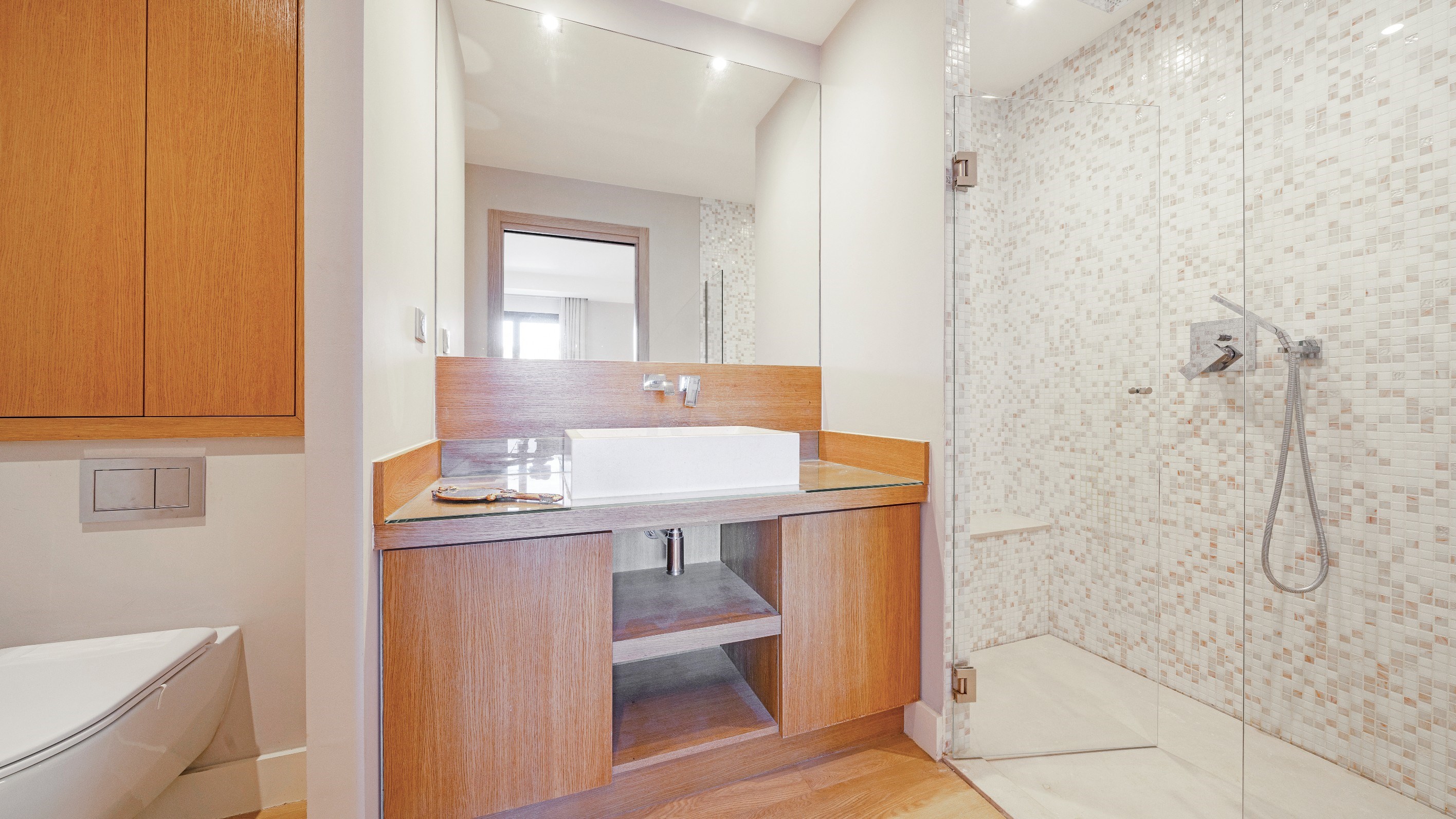  Luxury penthouse with 200 sqm rooftop terrace and sea views in Les Issambres - 物件實景